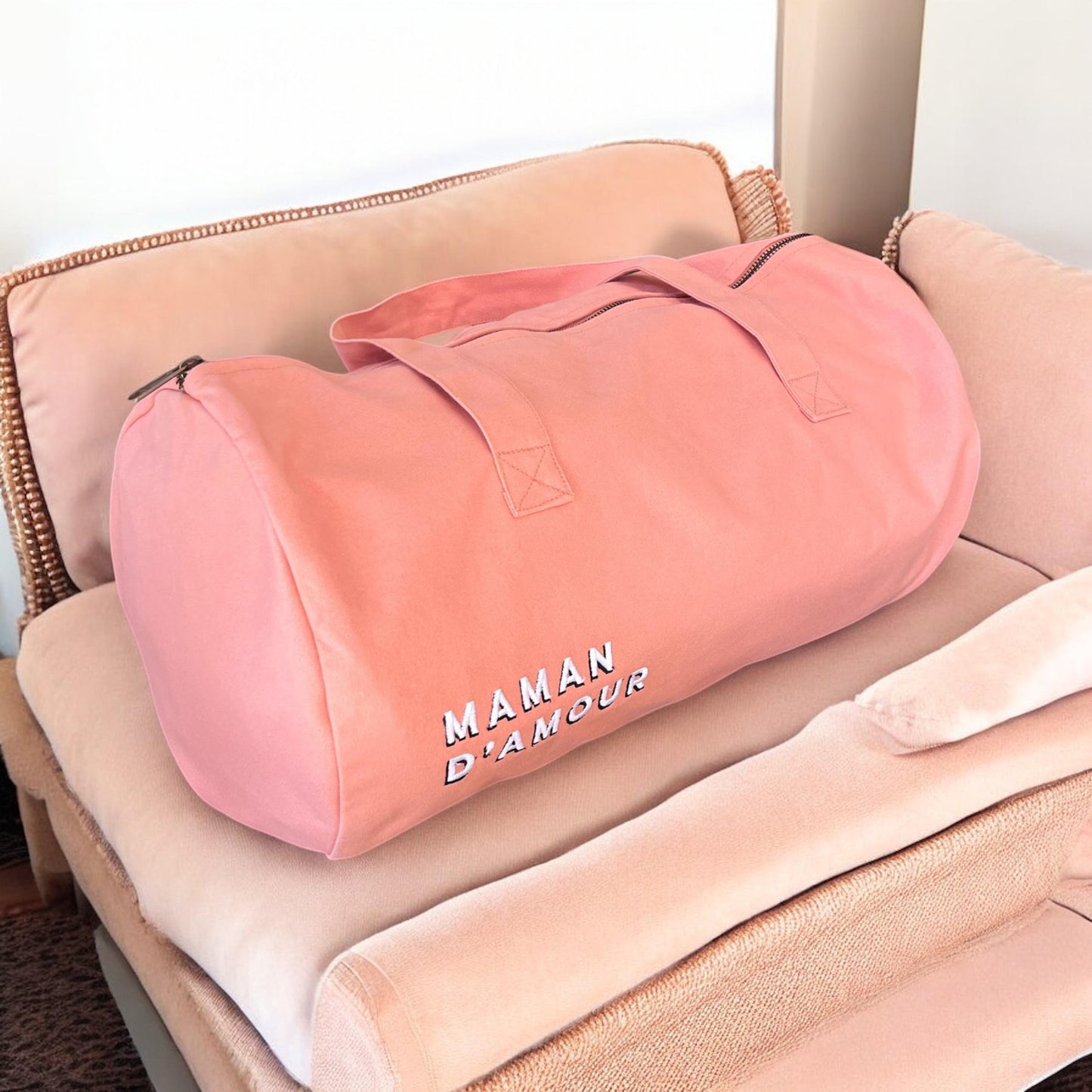 Grand polochon brodé MAMAN D’AMOUR rose