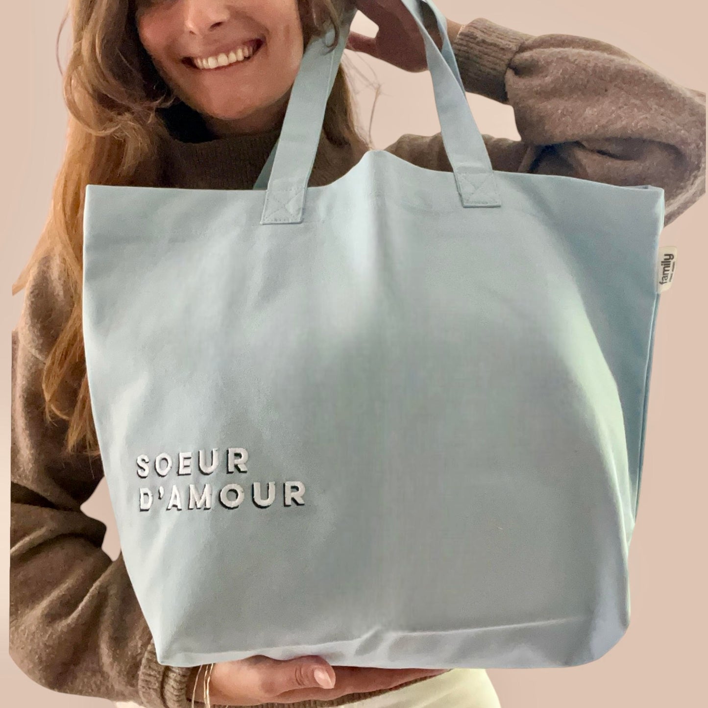 Sac shopping brodé SOEUR D’AMOUR bleu ciel