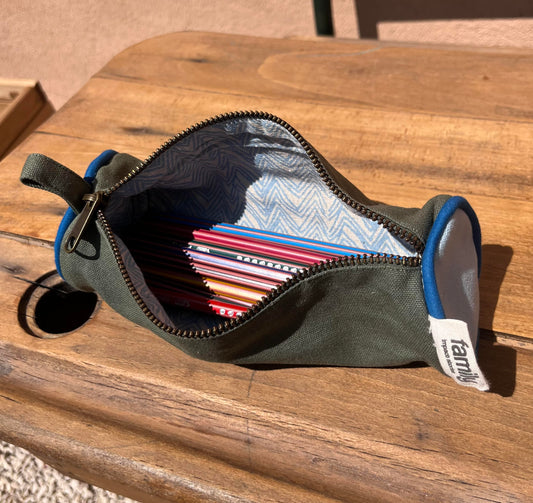 Trousse d'école bleu ciel / vert olive