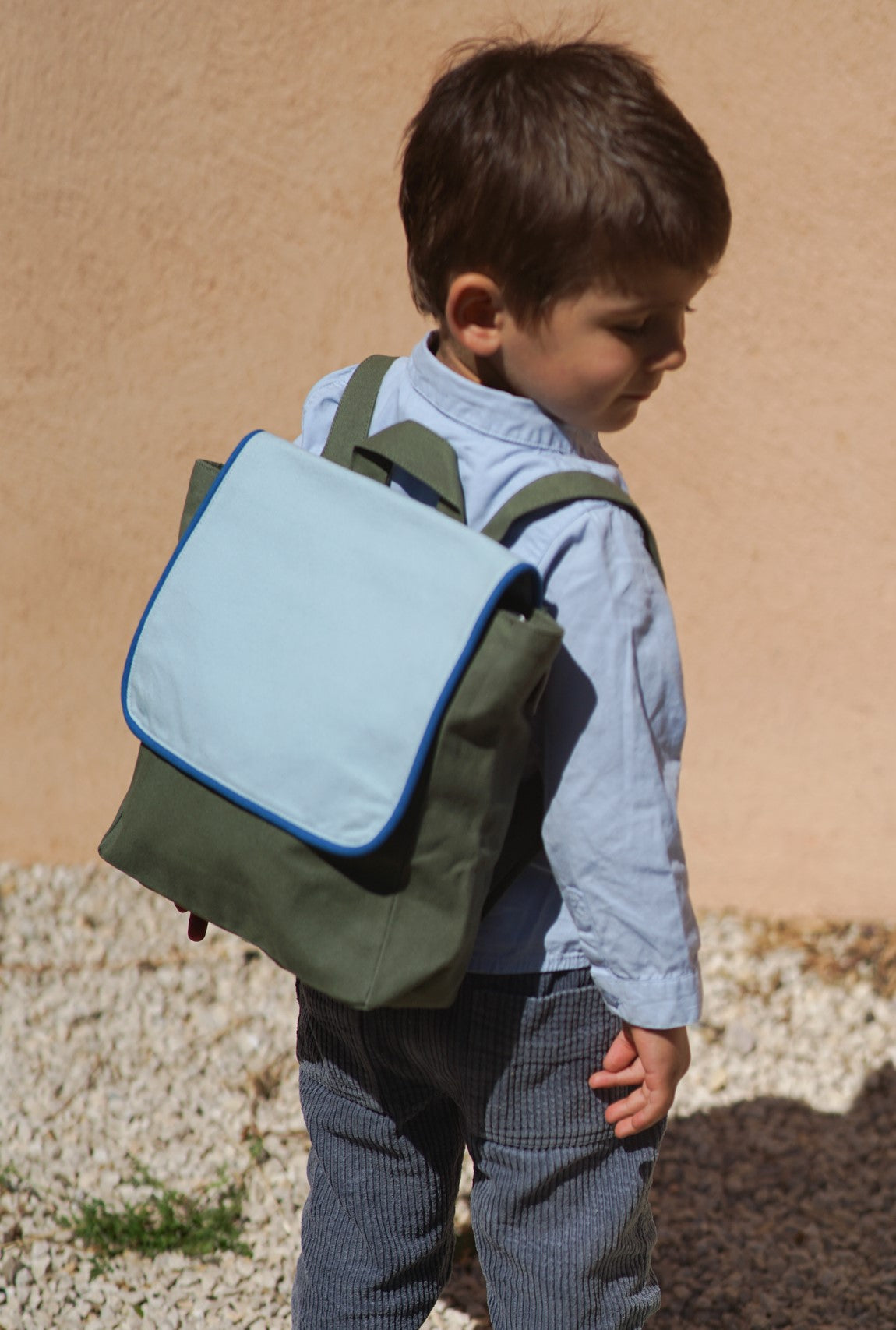 SAC A DOS ENFANT RECTANGLE BLEU CIEL / VERT OLIVE