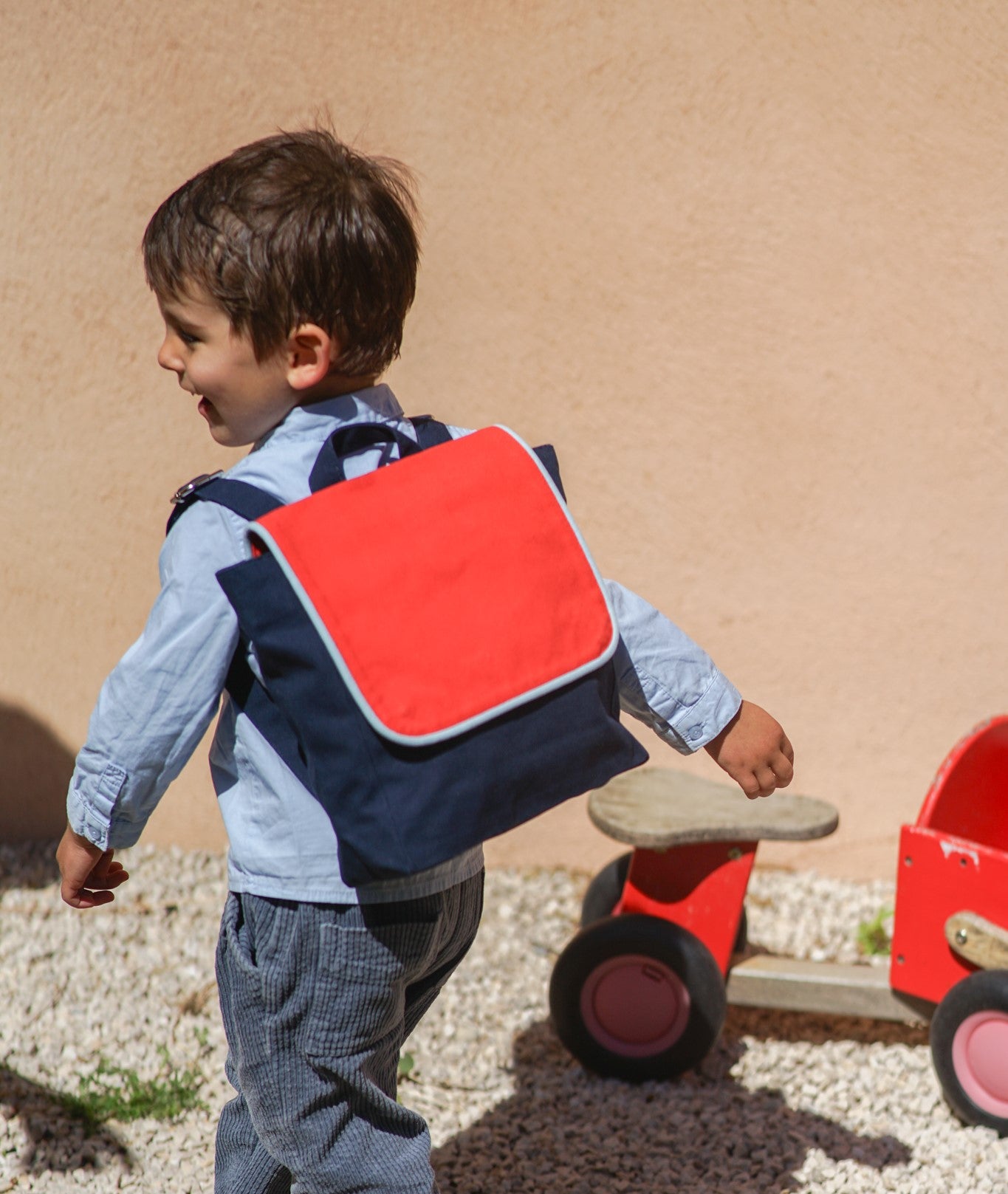SAC A DOS ENFANT RECTANGLE ROUGE / BLEU MARINE