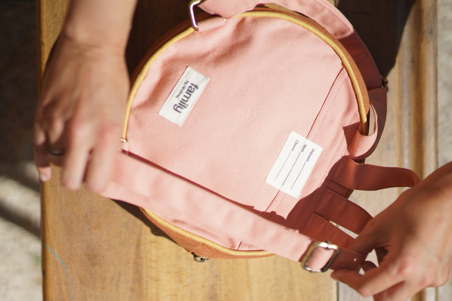 SAC A DOS ENFANT ROND ROSE / CHOCOLAT
