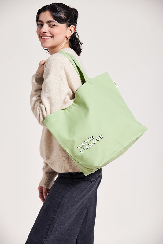 Sac shopping brodé MAMIE D’AMOUR vert d'eau