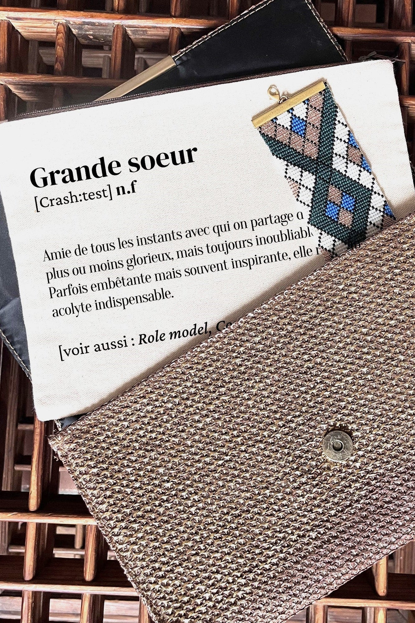 Grande trousse définition Grande soeur