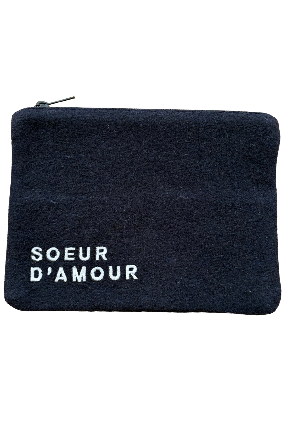 Trousse en laine brodée 'soeur d'amour' - PROTOTYPE