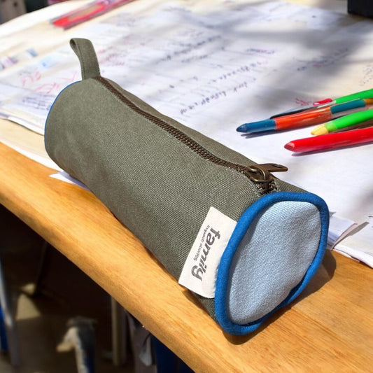 Trousse d'école bleu ciel / vert olive