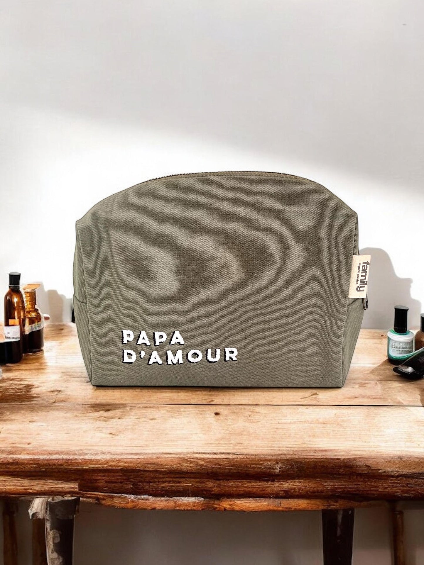 TROUSSE DE TOILETTE PAPA D’AMOUR VERT OLIVE