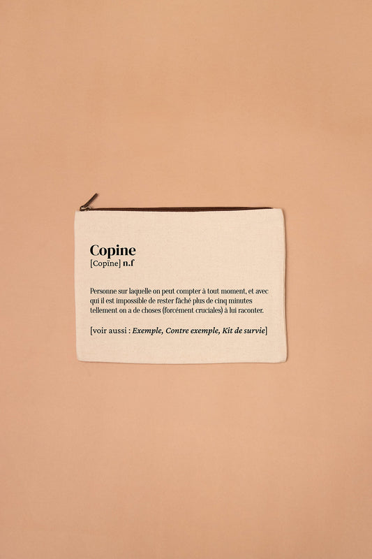 Grande trousse définition Copine