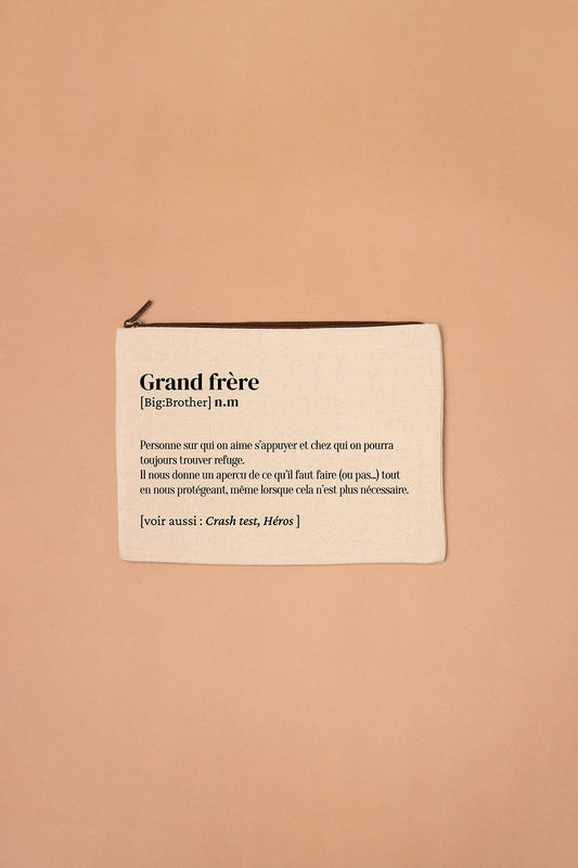 Grande trousse définition Grand frère