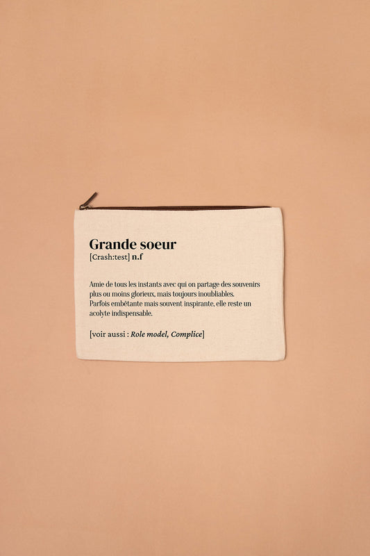 Grande trousse définition Grande soeur