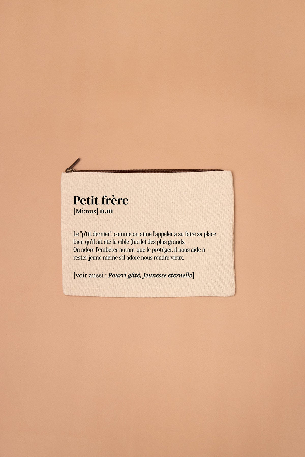 Grande trousse définition Petit frère